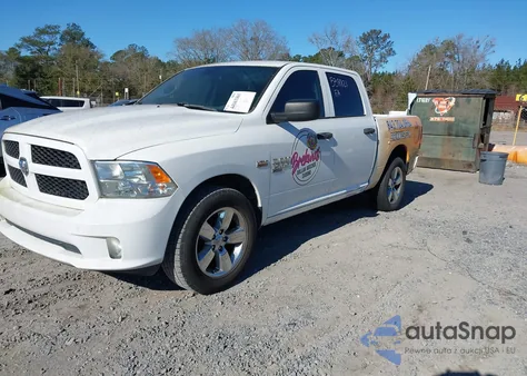 2019 Ram 1500 Classic Express 4X2 5'7 Box z USA, uszkodzony, nr VIN 1C6RR6KT2KS538821